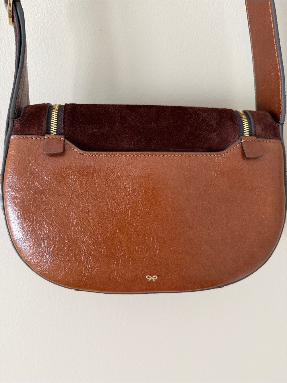 Anya Hindmarch Small Vere Crossbody in Dark Cedar Suede & Leather - Picture 5 of 12